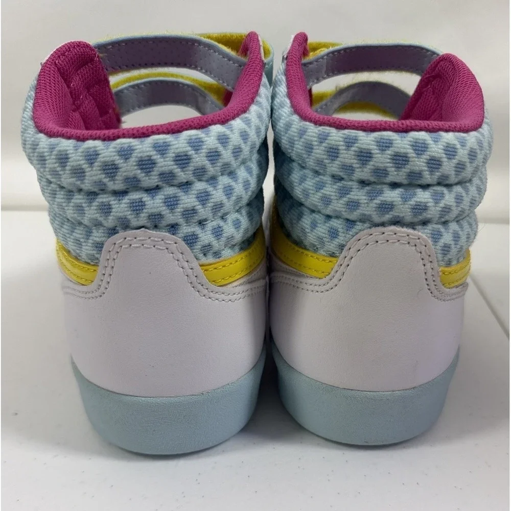 REEBOK V63067 - Junior's Size 4 F/S HI White/Pink/Blue Leather Lifestyle Shoes